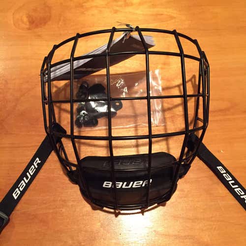 (NEW) BAUER BLACK PROFILE 2 LARGE CAGE