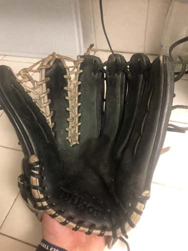 A2000 Baseball Glove
