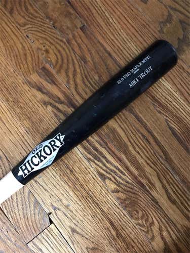 Old Hickory Bat