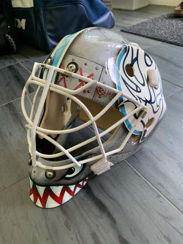 COVETED custom mask with Acme Paint airplane design carbon kevlar L XL