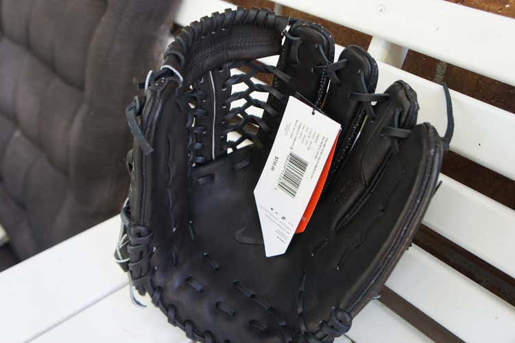 New Nike MVP Select Baseball Glove