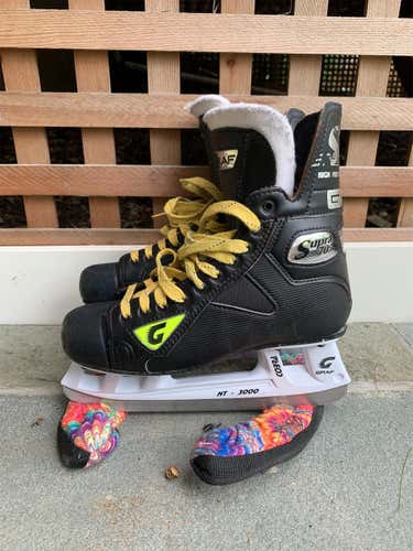 Supra 705 Hockey Skates Senior Size 8 wide