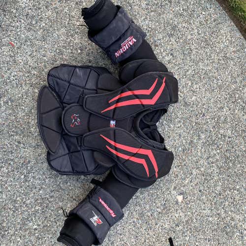 Velocity V7 XF Pro Carbon Chest and Arm Protector Goalie Chest Protector Senior