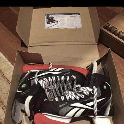 New 6k pump Hockey Skates Senior  Size 9