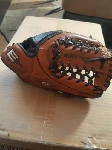 Easton ST1175 Baseball Glove 11.75