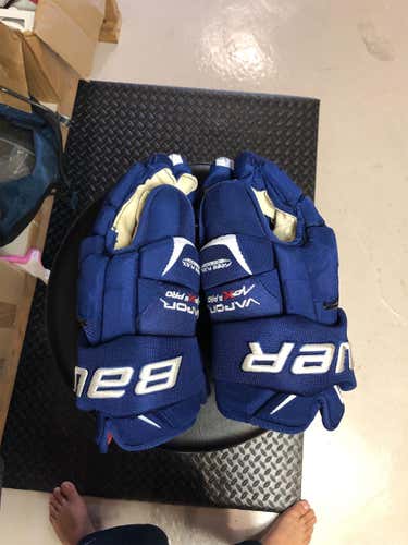 15” Vapor APX2 Pro Gloves Blue