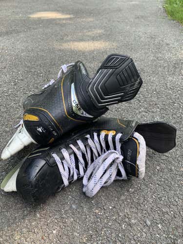 Bauer Supreme One.7 Hockey Skates Size 6