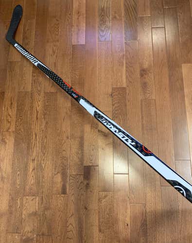 NEW Warrior Dynasty HD1 Hockey Stick RH 85 flex W88 Senior