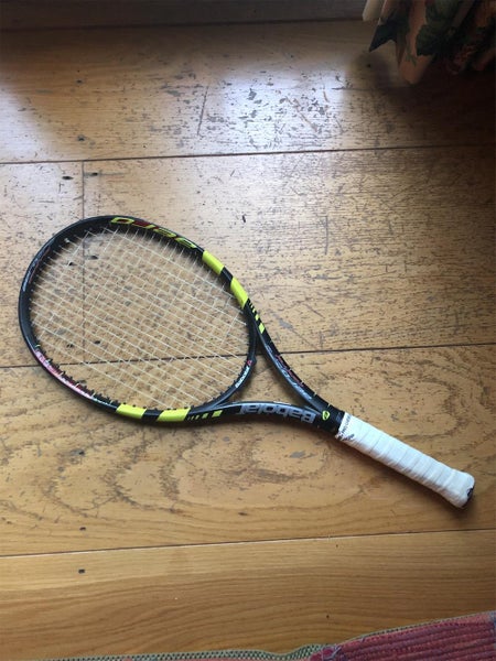 Aero Pro Control Tennis Racquet