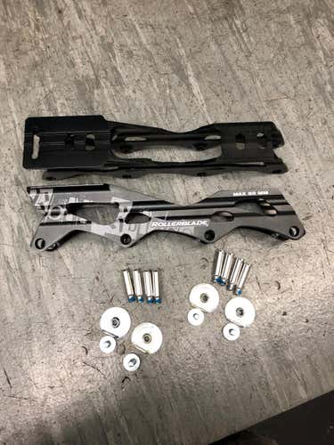 New Inline Chassis Senior approx. Size 7 to 10 (6.5" hole spacing) for 80mm wheels (not incl.)