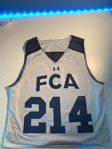 FCA Lacrosse Pinnie