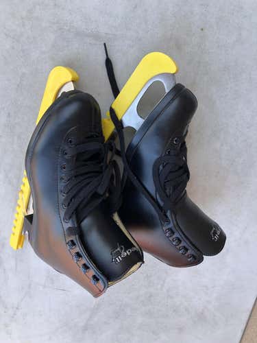 Riedell Figure Skates Size 6