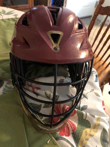 R Helmet Adult