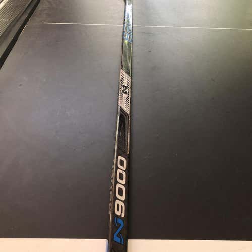 Nexus 9000 Hockey Stick Righty Toe Senior