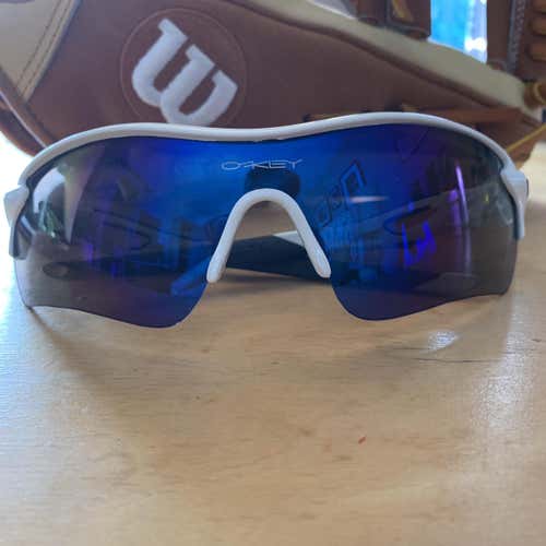 New Oakley Radarlock