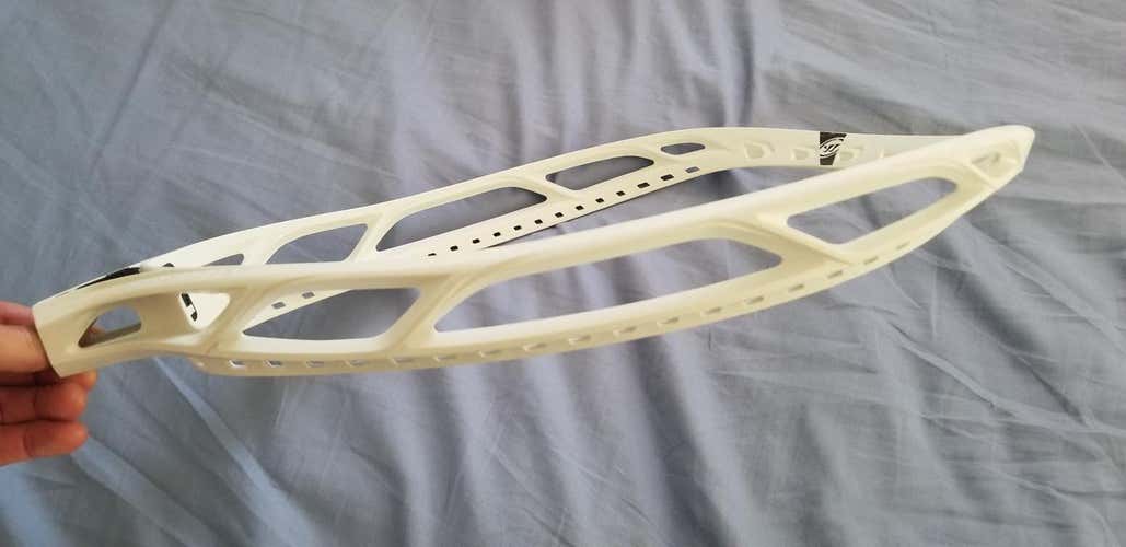New Warrior Nemesis 3 Head Goalie