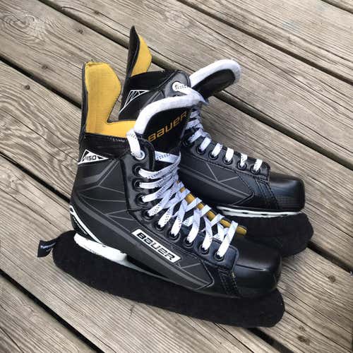 Supreme 150 Hockey Skates Senior Size 8.5