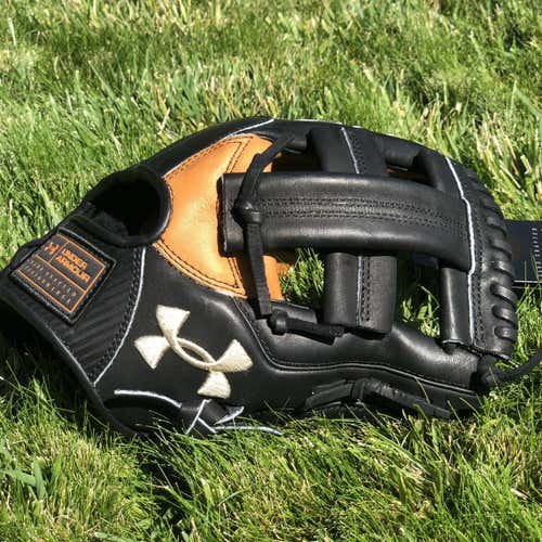 Under Armour 11.75” Flawless Glove of The Month “Brookie”