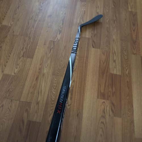 Synergy HTX Hockey Stick Righty Mid Senior Pro Stock