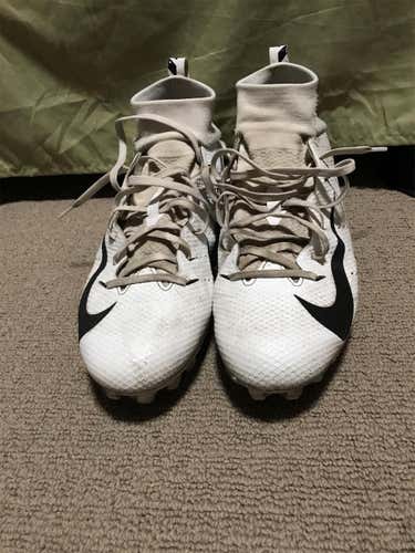 Nike  Adult