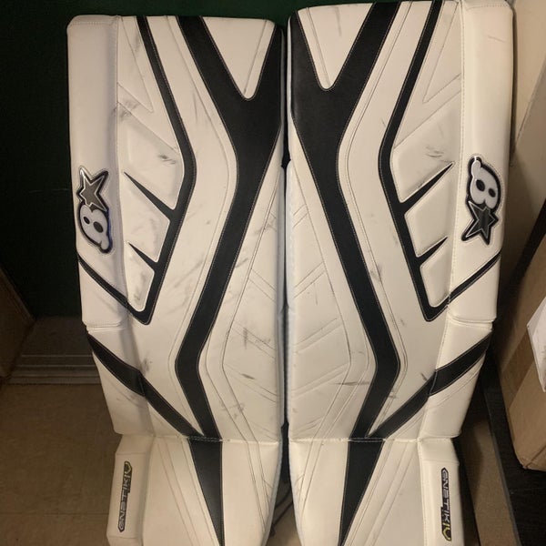 Gnetik Pro 4 Goalie Leg Pads Senior Pro Stock