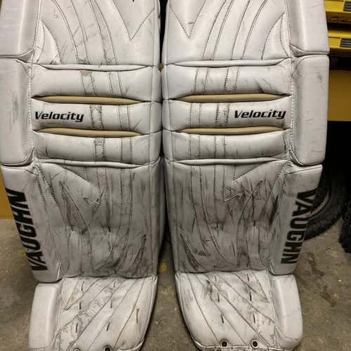Vaughn Velocity V5 Pro Goalie Leg Pads 35+1