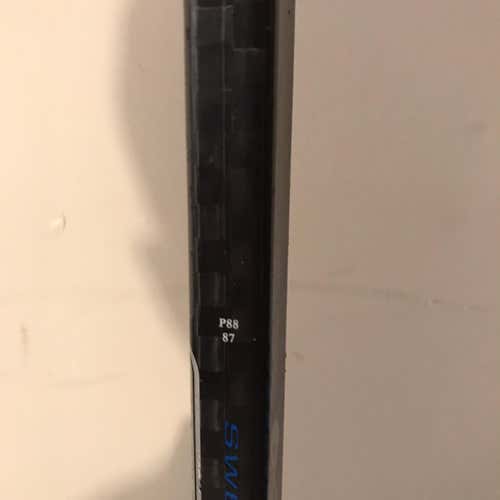 Nexus 1N Hockey Stick Righty Mid Senior Pro Stock