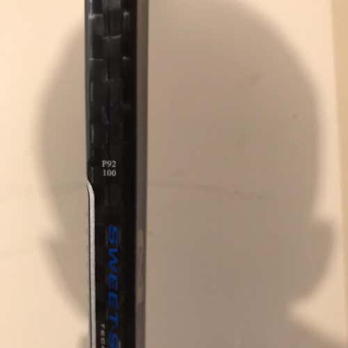 Nexus 1N Hockey Stick Righty Mid Senior Pro Stock