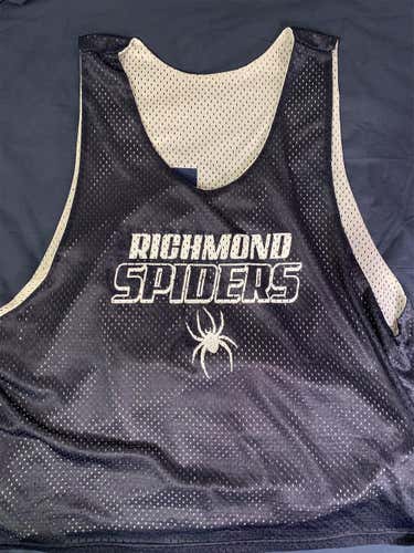 Richmond spiders pinnie