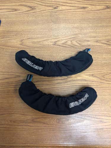 Lightly Used Bauer Sr Skate Guards Black