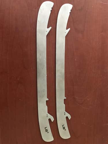 New Bauer LS4 Steel sz 272