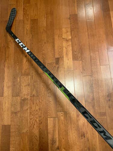 *Like New* CCM Trigger 3D PMT Hockey Stick RH P28 75 Flex Senior