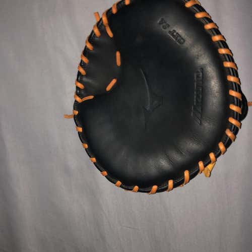 Mizuno Baseball Glove