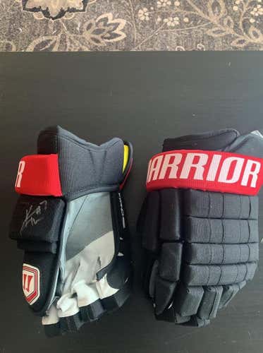 New Franchise Gloves Senior Pro Stock