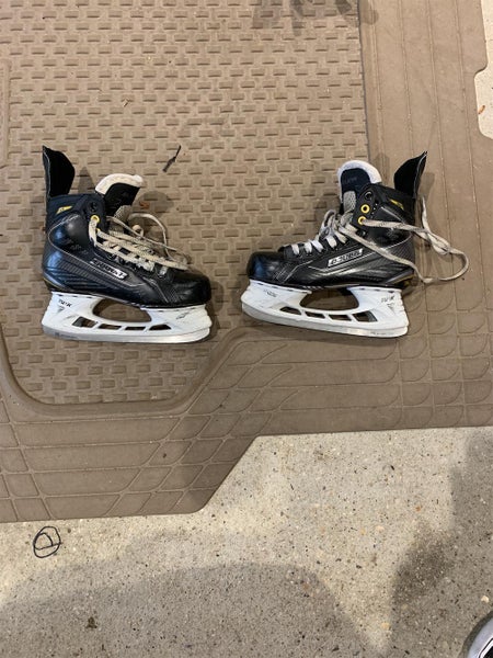 Supreme 160 Hockey Skates Junior Size 5