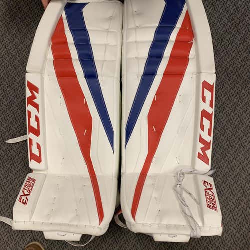 New Extreme Flex lll Goalie Leg Pads Senior
