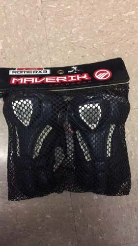 Brand New! Maverick Rome RX3 Gloves.