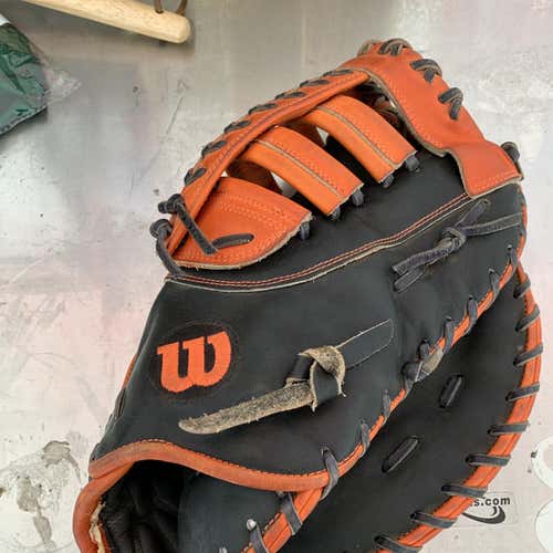 A2000 Baseball Glove