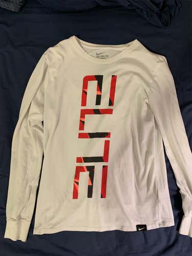 Nike elite long sleeve shirt