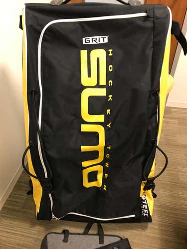 Large Grit Goalie Tower (40 inch) with wheels Boston colors