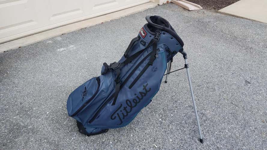 Titleist Players 4+ Stand Bag