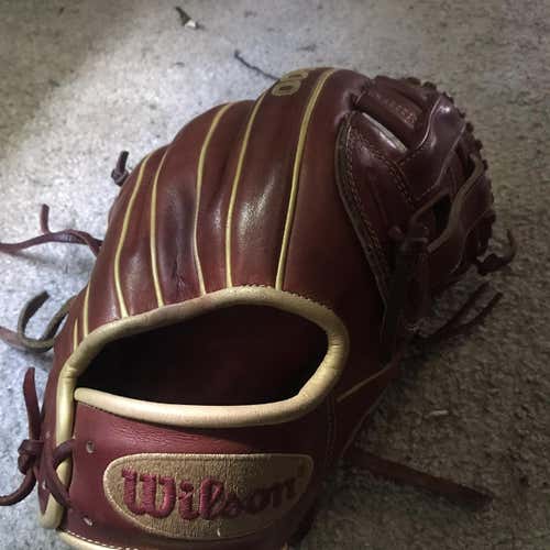 A2000 Baseball Glove