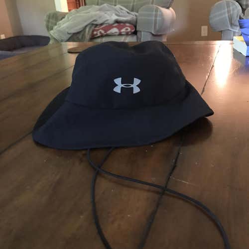 Black Bucket Hat