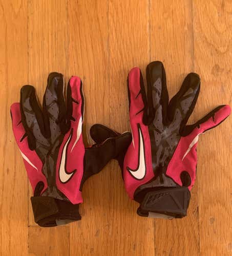 Nike Football Gloves Size Medium