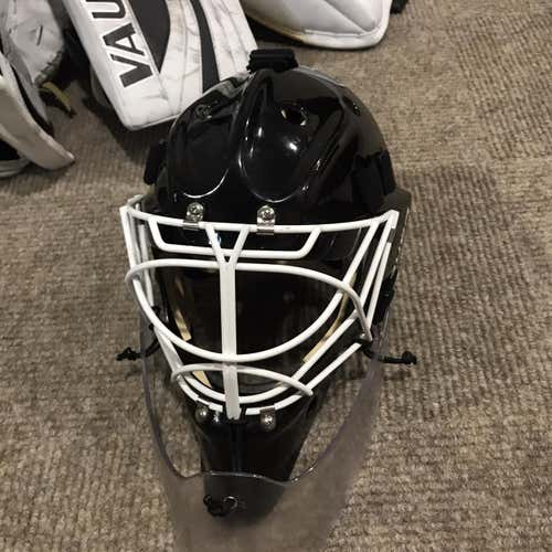 Bauer Profile 960 Goalie Mask Senior Cat Eye