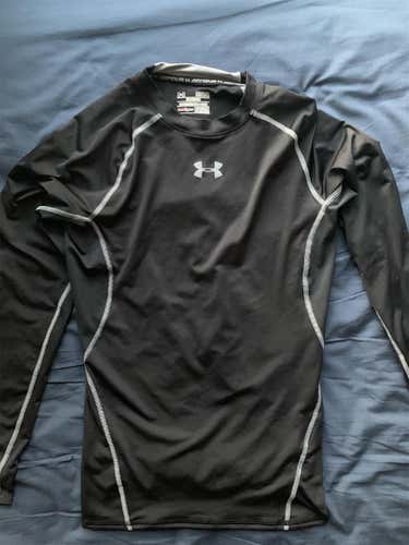 Under Armour long sleeve undershirt