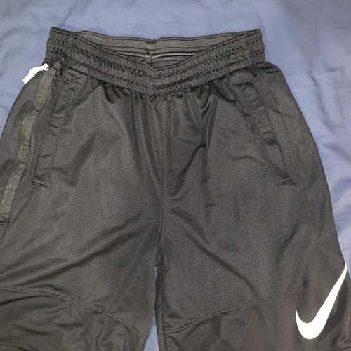 Black nike shorts