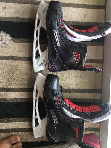 Vapor 1X 2.0 Hockey Skates Senior Pro Stock Size 9.5