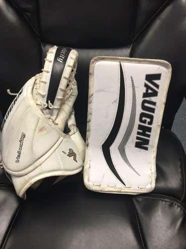 Youth Size Vaughn Velocity V6 700 Matching Ice Hockey Goalie Glove And Blocker