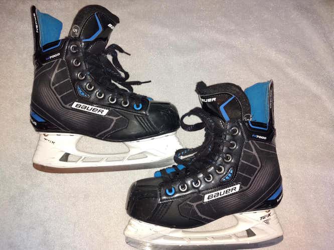 Bauer Nexus 7000 Hockey Skates Junior Size 5